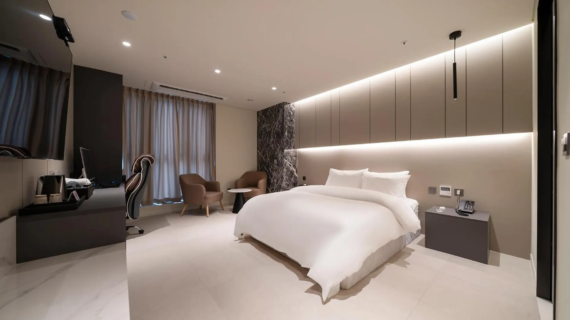 The Gleam Hotel Incheon Korsel