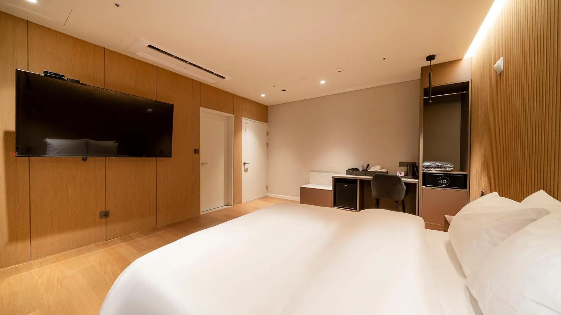 The Gleam Hotel 인천