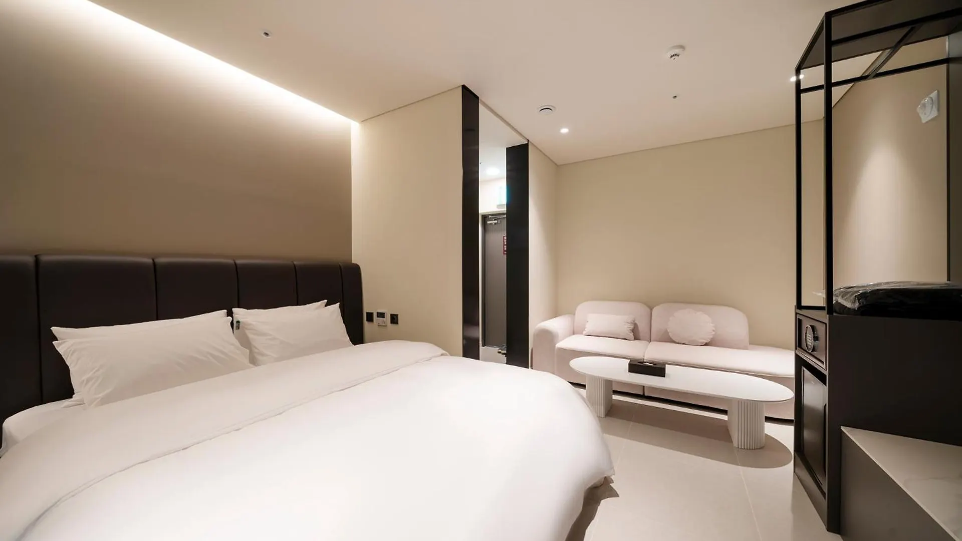 The Gleam Hotel 인천