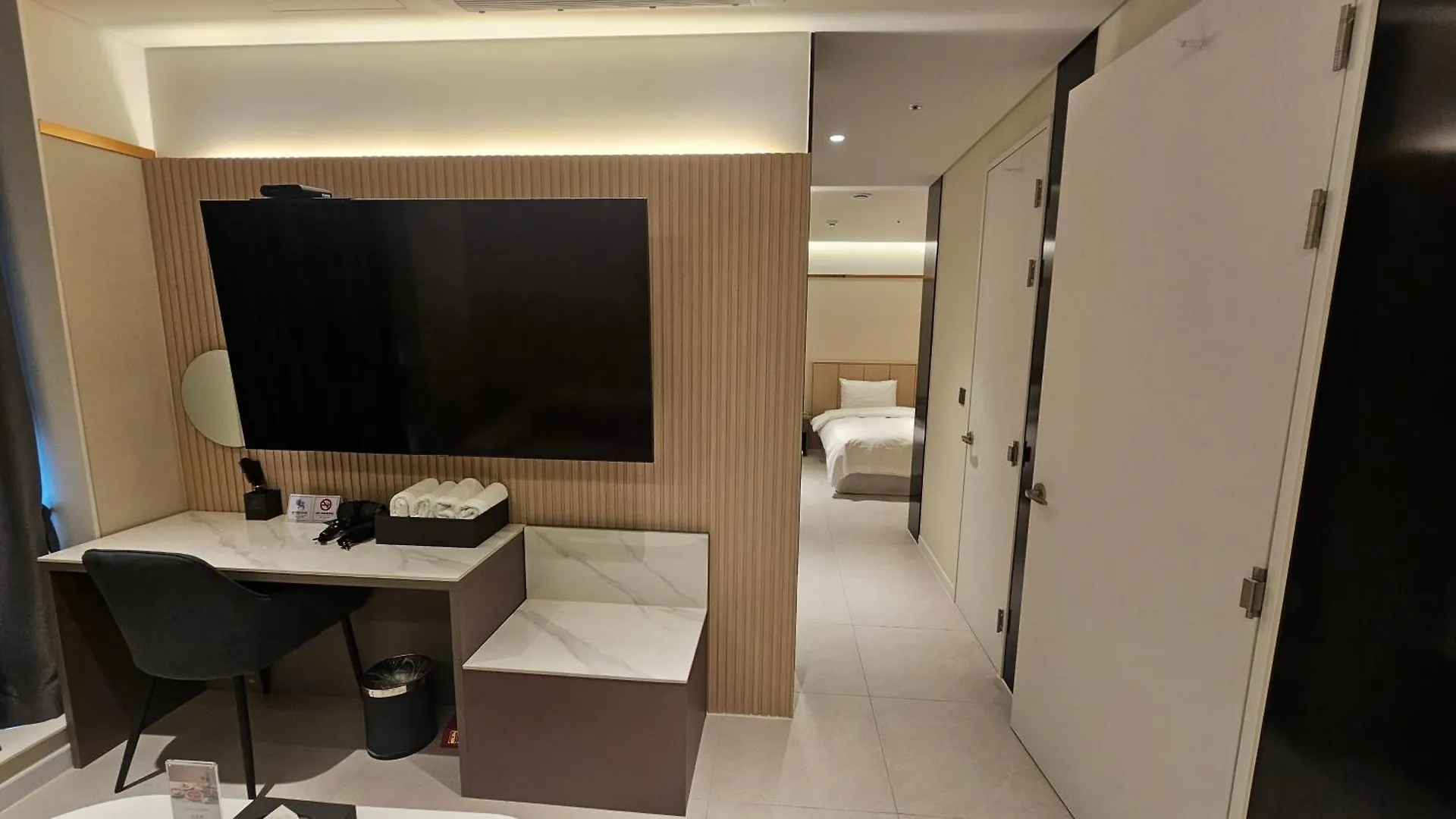 The Gleam Hotel Incheon