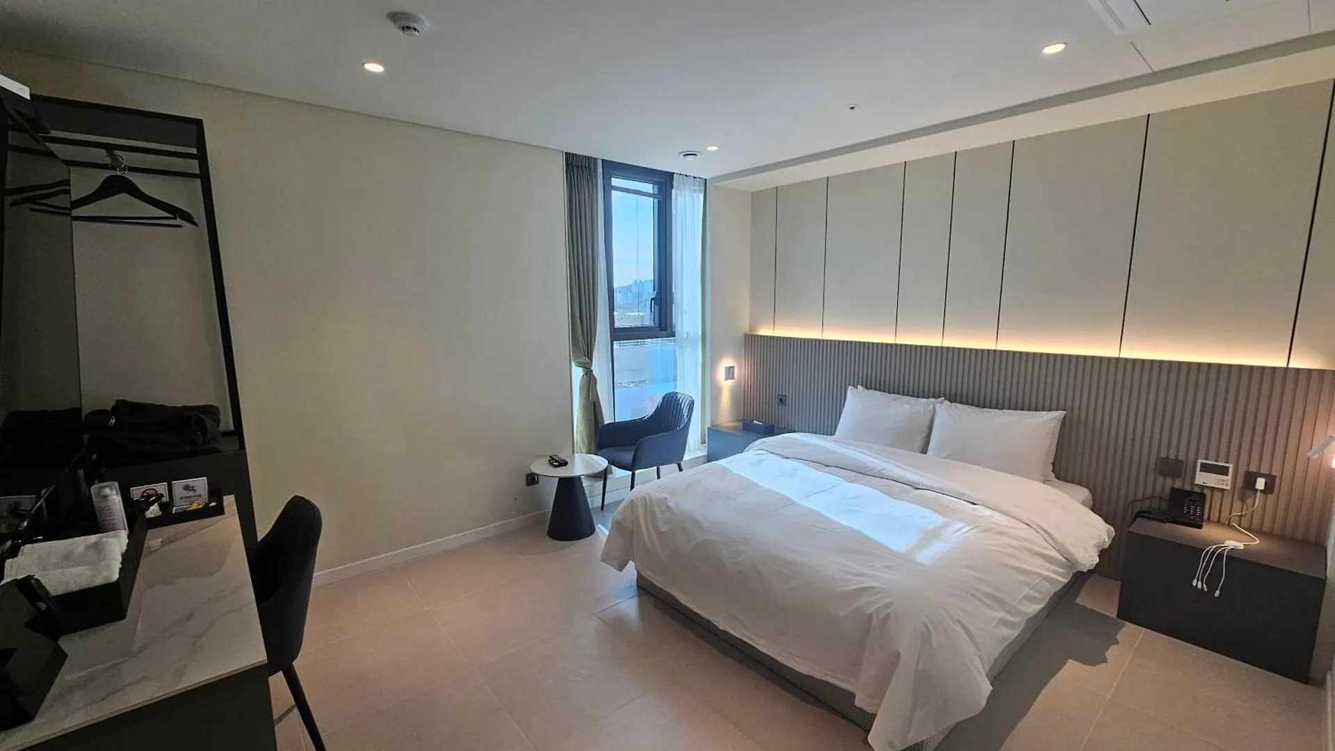 The Gleam Hotel Incheon