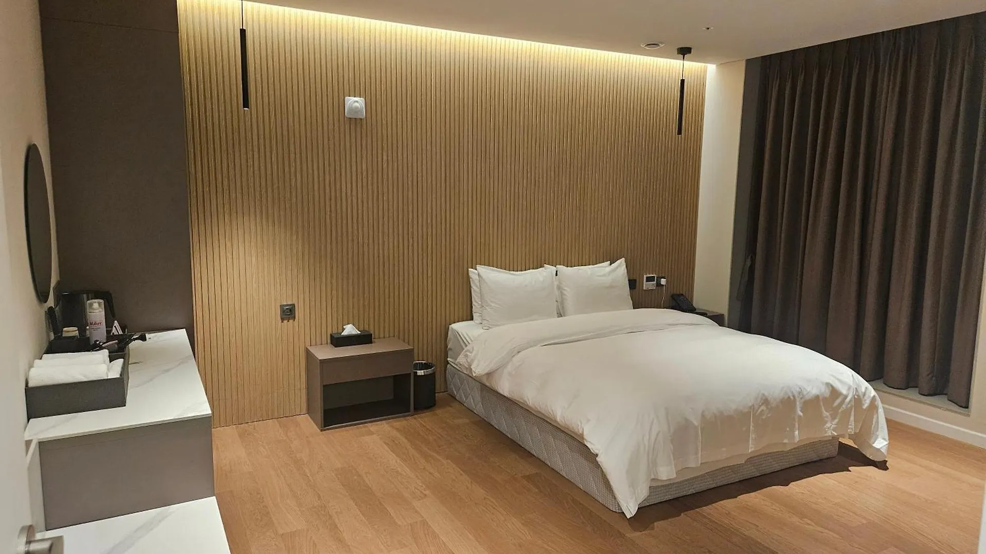 The Gleam Hotel Incheon